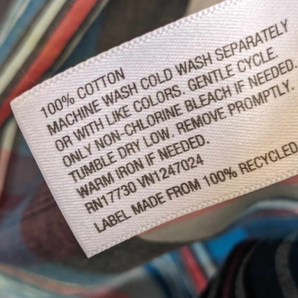 ACDC High Voltage Rock And Roll Music Band Custom Flannel Button Down Shirt Sz L - Picture 6 of 6